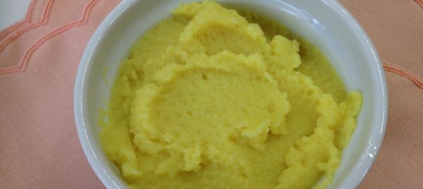 hot pureed cauliflower recipe, cauliflower blended free recipe, how to make pureed cauliflower, yellow cauliflower in a white ramekin